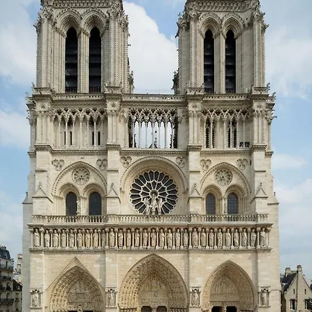 Luxury In Saint-germain דירה *